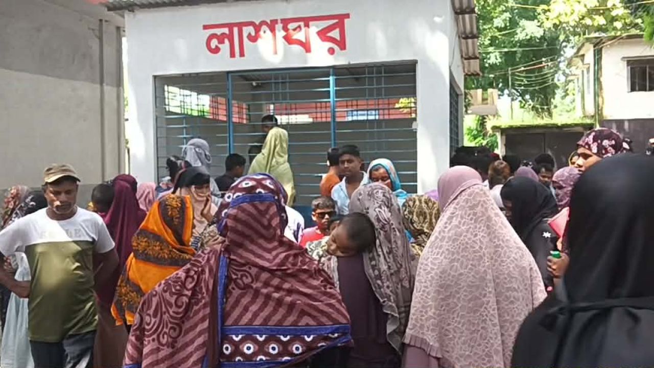 ঝিনাইদহ কালীগঞ্জে ট্রেনে থেকে পড়ে দুই পা হারিয়ে নিহত নারী।