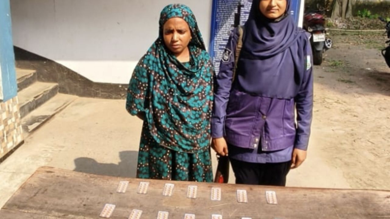 নওগাঁয় ২১০ পিচ ট্যাপেন্টাডল ট্যাবলেট সহ আটক-১