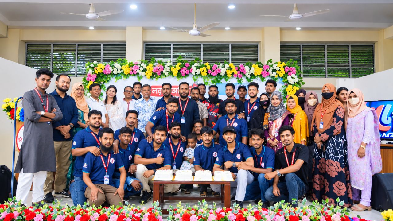 নড়াইলে জেলা ব্লাড ব্যাংকের ৭ম প্রতিষ্ঠাবার্ষিকী উদযাপন