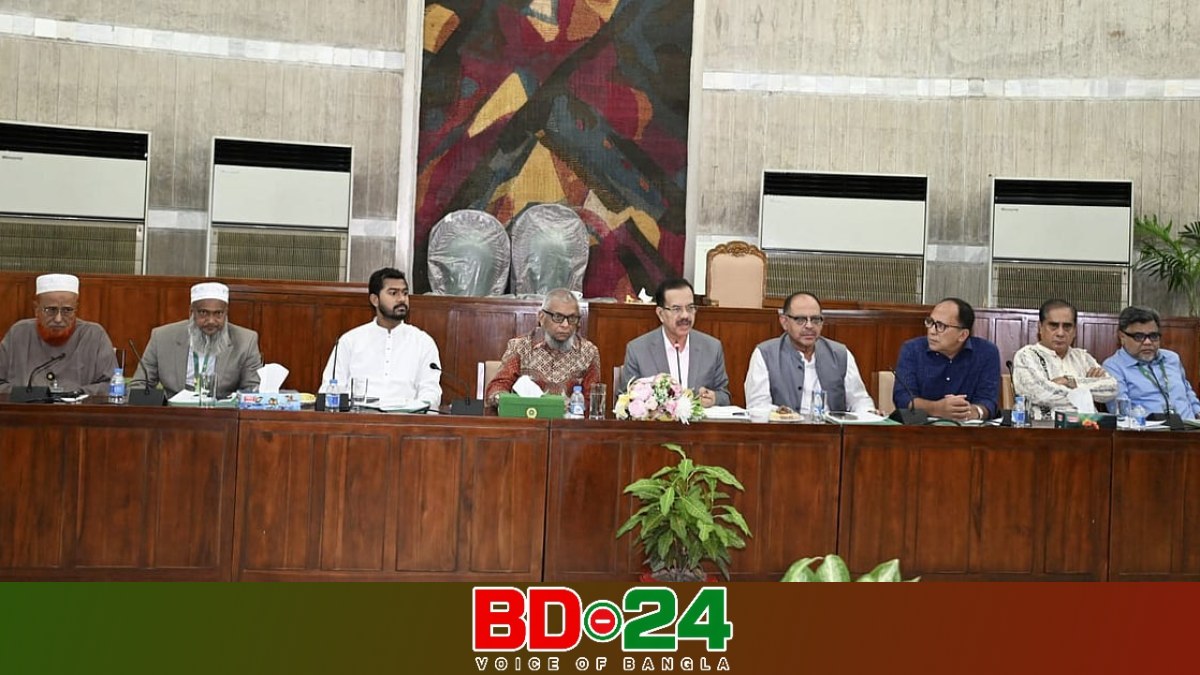 বিমানবন্দরে প্রবাসী কর্মীদের হয়রানি বন্ধে সংসদীয় কমিটির সুপারিশ